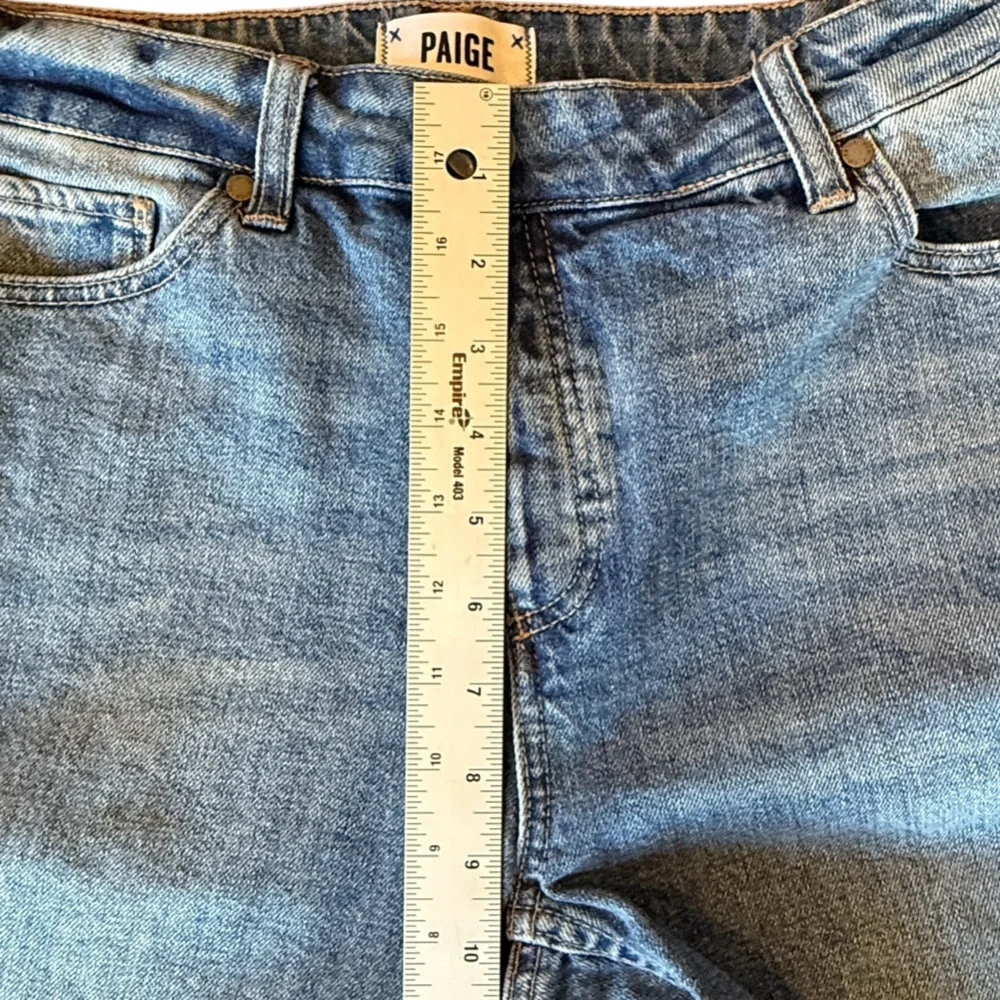 PAIGE Noella Straight Asymmetrical Covered Button Fly Graceland Jeans Women’s 28 - Picture 13 of 15